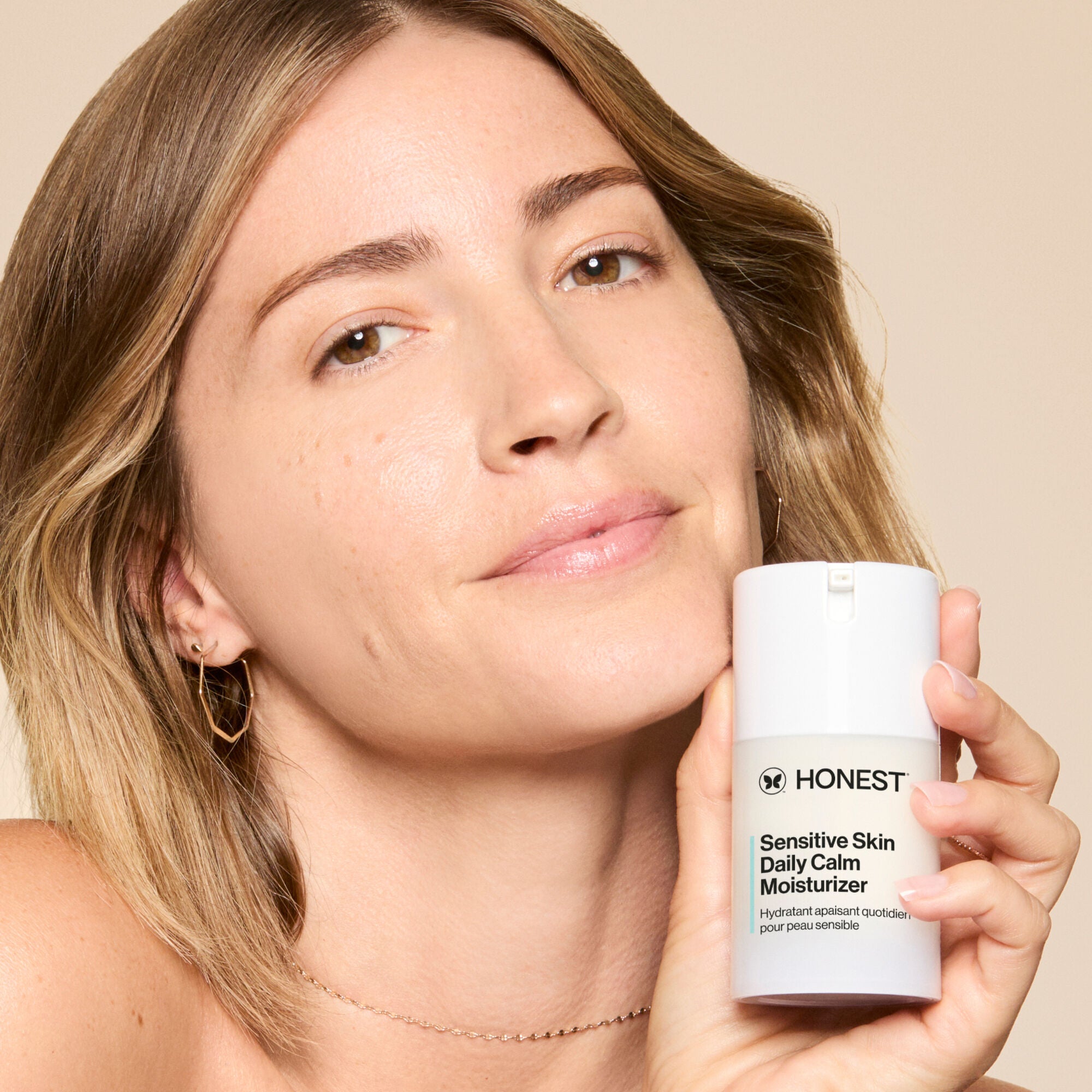 Sensitive Skin Daily Calm Lightweight Moisturizer - Image 5
